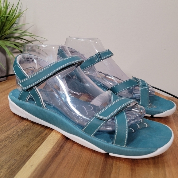 NWOT Clarks Women's Tresca Trace Ankle Strap Outdoor Sandal Teal 8.5 - Picture 6 of 16